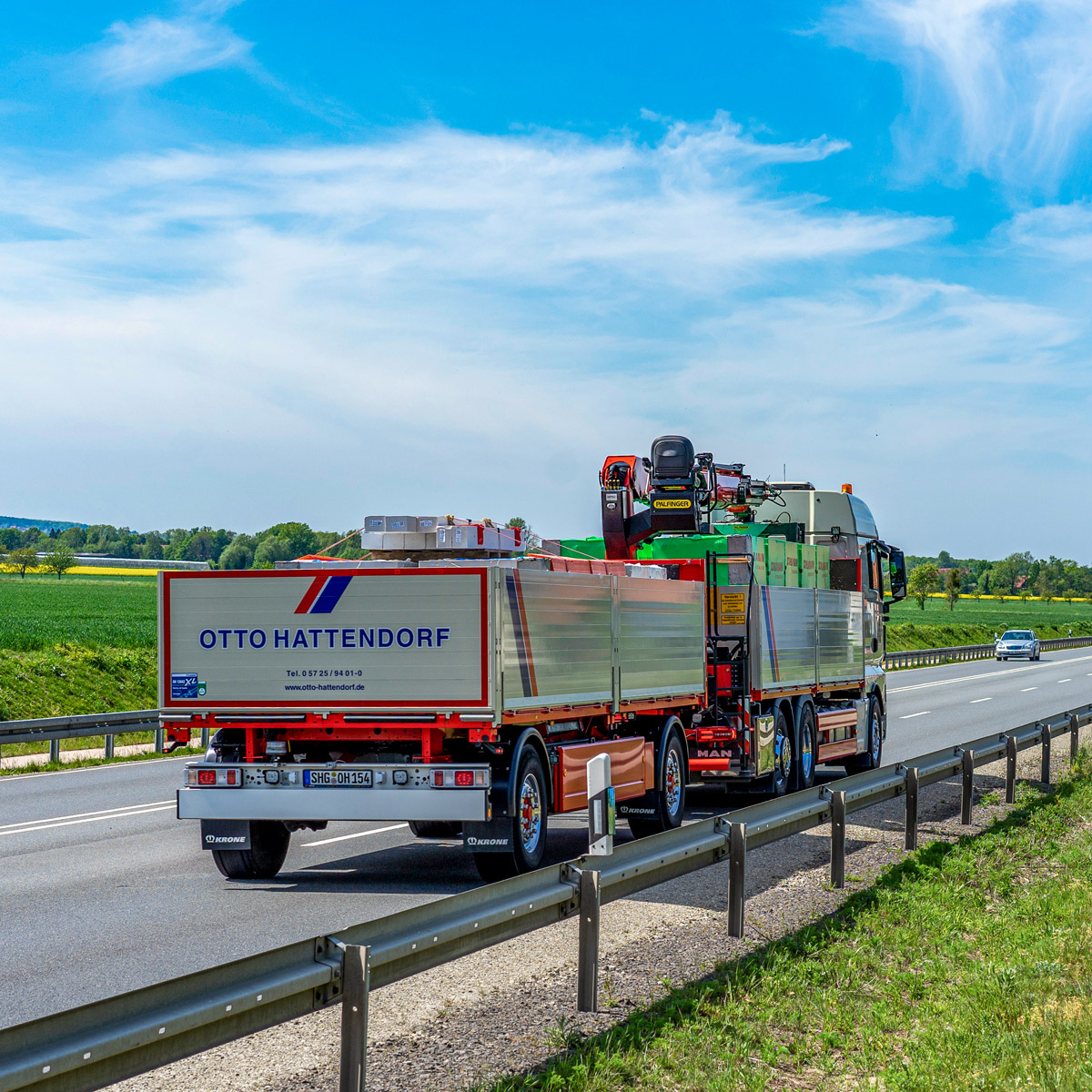3-Achs--Motorwagen--2-Achs--Anhaenger Qualitäts-Heizöl von OttoHattendorf gliefert direkt ins Haus
